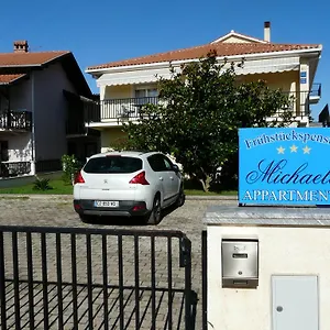 apartments-and-rooms-michaela.in-istria.net/